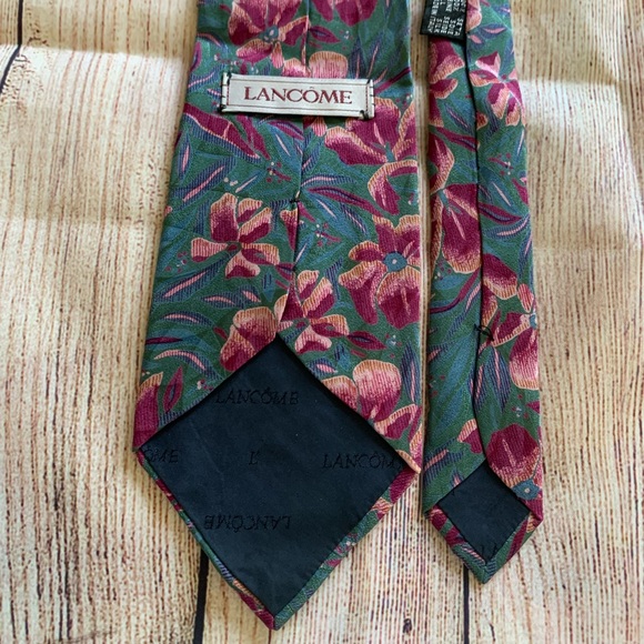 Lancome | Accessories | Lancme Yellow Floral Silk Tie Italy  LANCÔME Paris Made in Italy  Tie
Excellent Used Condition (EUC)